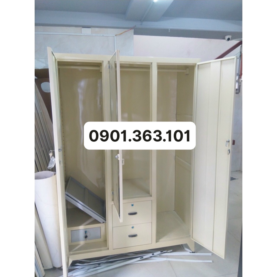 Tủ sắt đựng quần áo 3 cánh giá rẻ