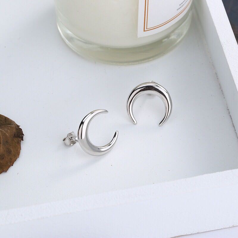 Hoa Tai Nữ Hình Mặt Trăng Khuyết Phong Cách Hàn Quốc