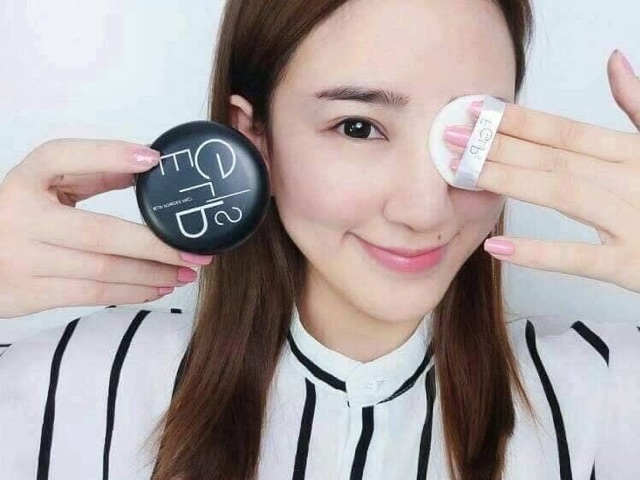 Phấn phủ Eglips Glow Powder Pact