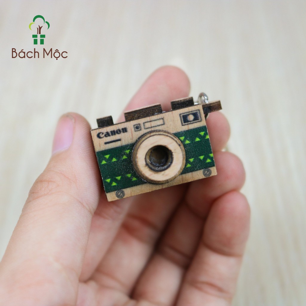 Móc Khóa Gỗ 3D Máy Ảnh BÁCH MỘC Họa Tiết Dễ Thương Nhiều Mẫu Mã