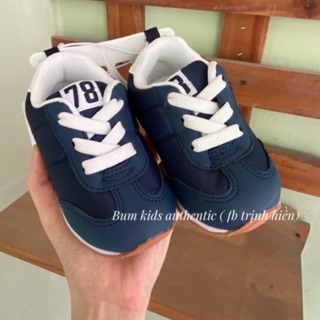 Giày auth hm
