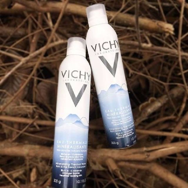 Nước Xịt Khoáng Dưỡng Da Và Cấp Ẩm Vichy 300ml - Pháp Chính Hãng