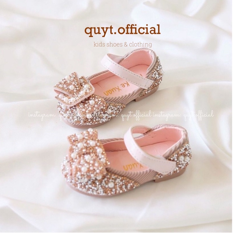 [ Có sẵn/ Ảnh tự chụp] Giày búp bê bé gái đính đá tiệm nhà Quýt