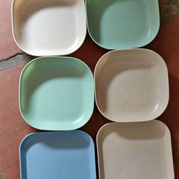 Đĩa nhựa lúa mạch bộ 8 đĩa vuông, đĩa đựng thức ăn, đựng bánh kẹo, an toàn cho sức khoẻ nhiều màu sắc S03