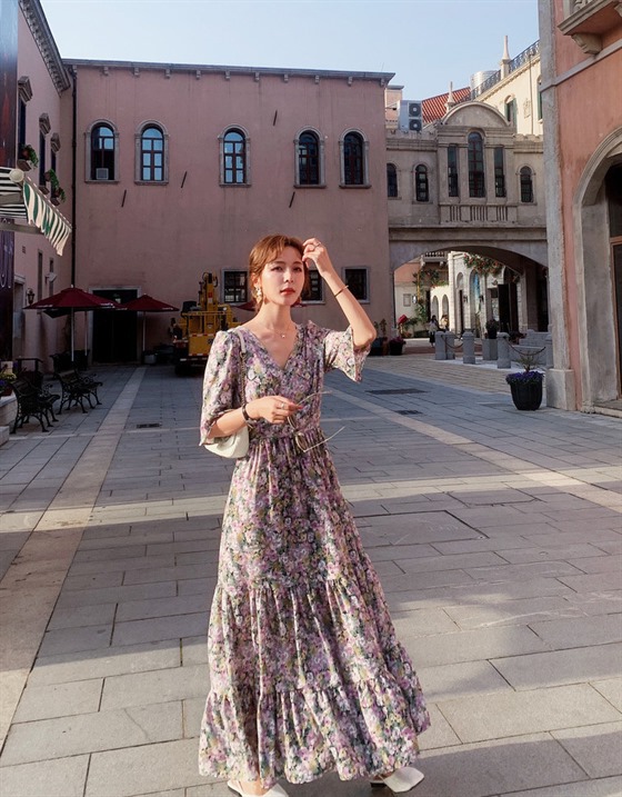 Đầm Nữ Dáng Dài Màu Tím In Hoa Thời Trang Mùa Hè 2021 | BigBuy360 - bigbuy360.vn