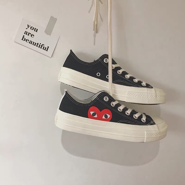 Giày tim ulzzang nữ dáng converse