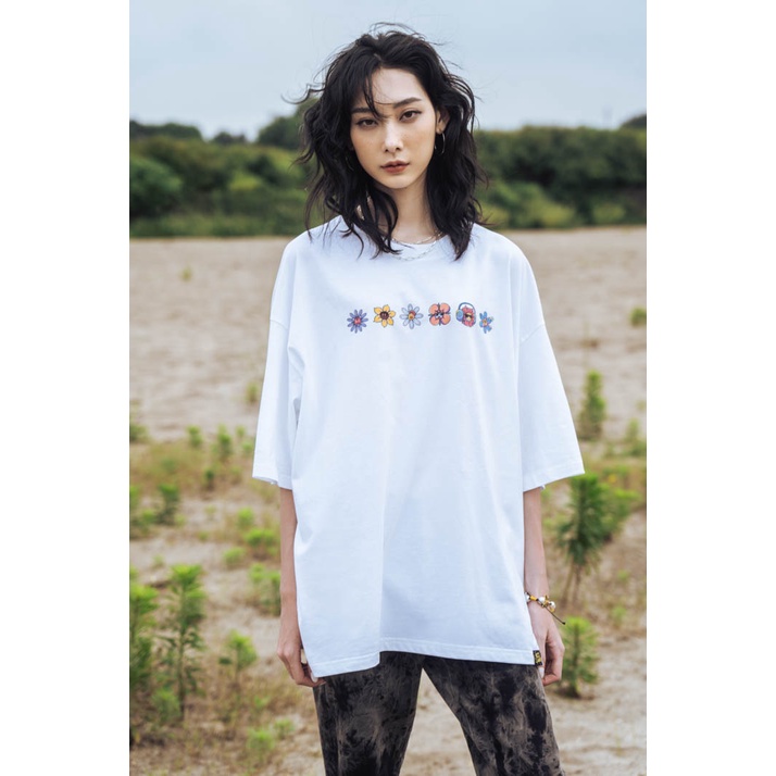 Áo Thun BOO Unisex Dáng Oversize Vải Cotton Cao Cấp Họa Tiết Hoa Nhảy BOOLAAB