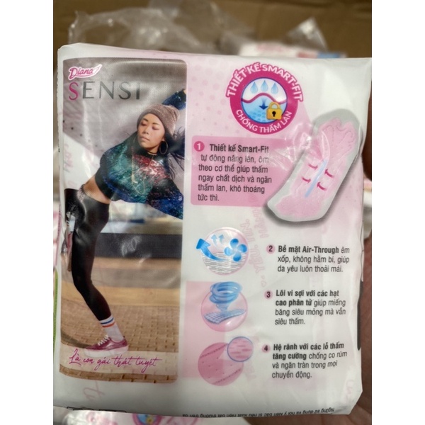 6 gói Băng vệ sinh Diana Sensi siêu mỏng không cánh 8 miếng
