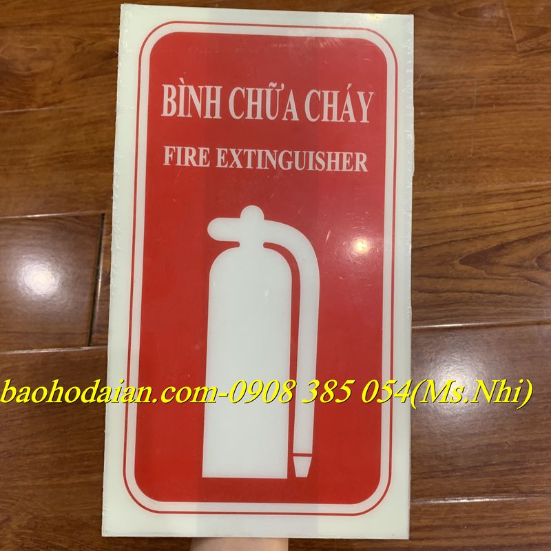 Biển báo nơi để bình chữa cháy chất liệu nhựa PVC dạ quang