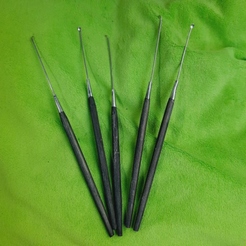 Túi 2 cây móc tai cán đen 17.5cm