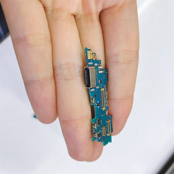 Cụm sạc Samsung Galaxy Z Flip 5G SM-F707B , vỉ sạc Samsung Z Flip 5G có mic