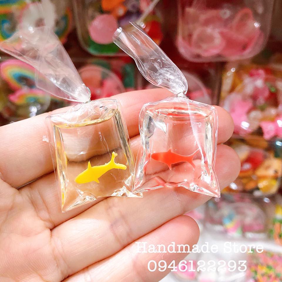 Charm túi cá