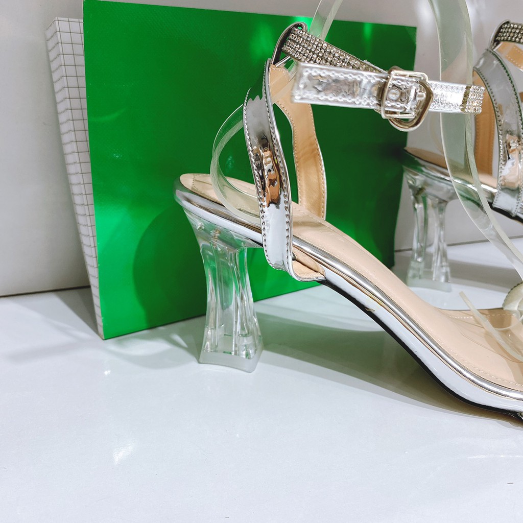 Sandal dây đá 7P MÃ A684