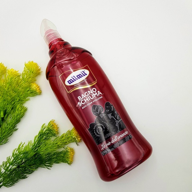 Sữa tắm hoa hồng đen