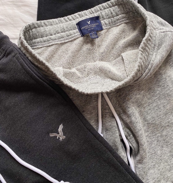 Quần jogger American Eagle