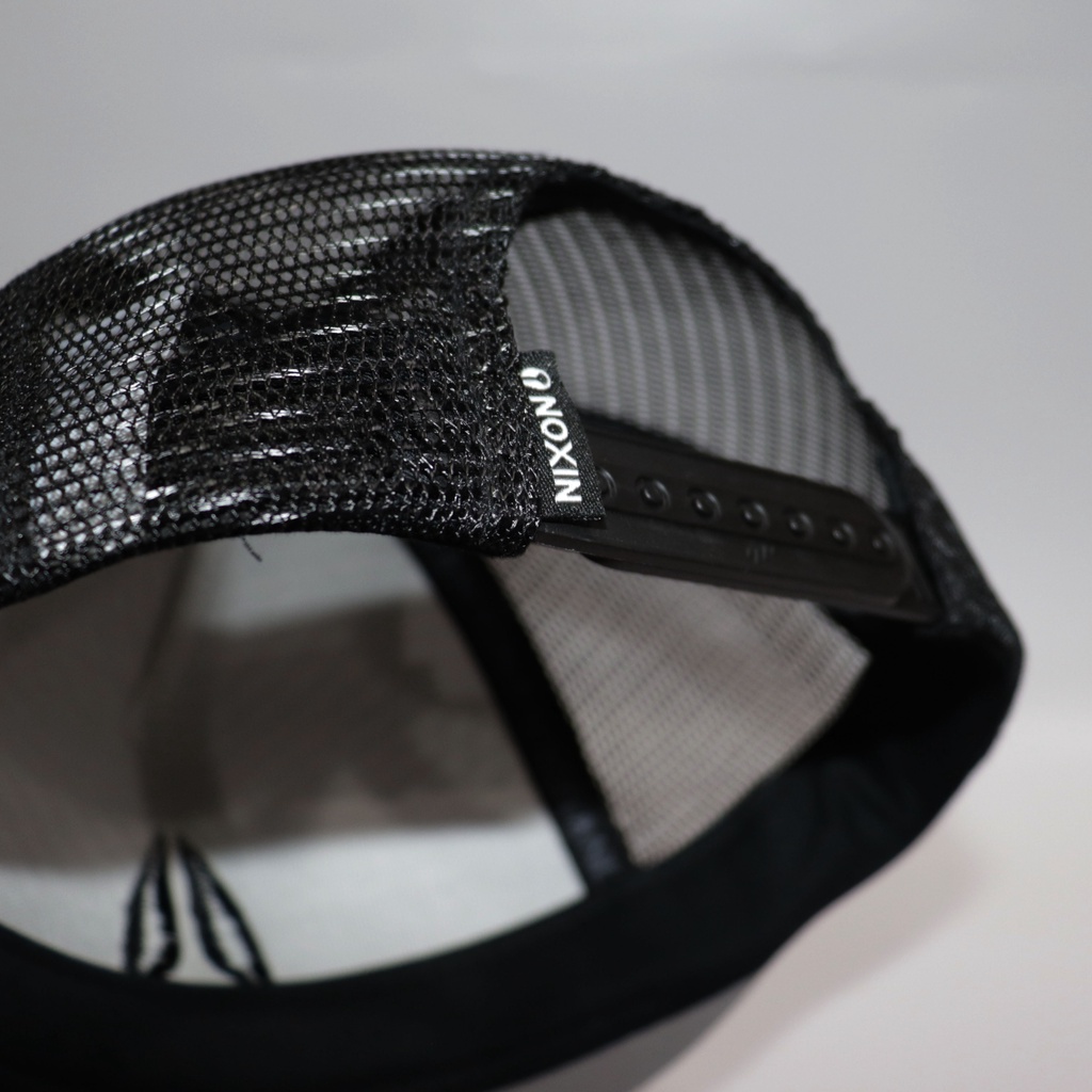 Nón NHS Snapback Trắng Lưới Đen Logo Giọt Nước Nix004.