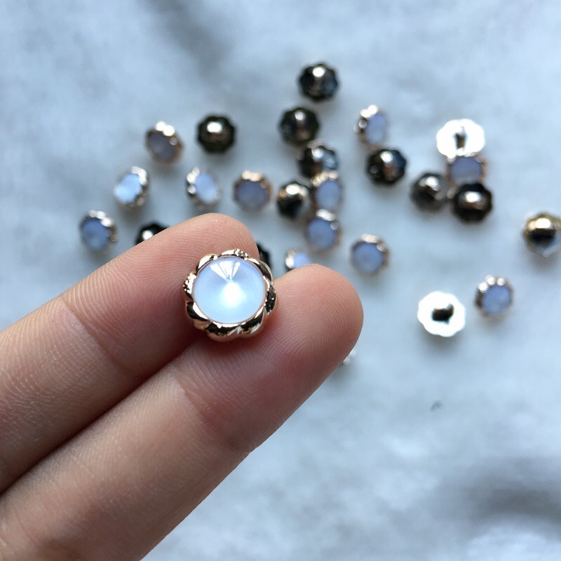 set 5 NÚT KÍCH 1.1cm giá rẻ phụ liệu may