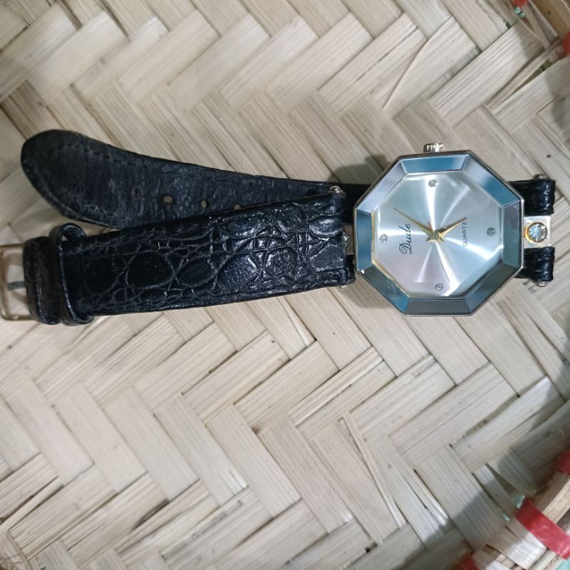 đồng hồ nam nữ hiệu seiko