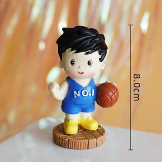 Trang trí cậu bé bóng rổ