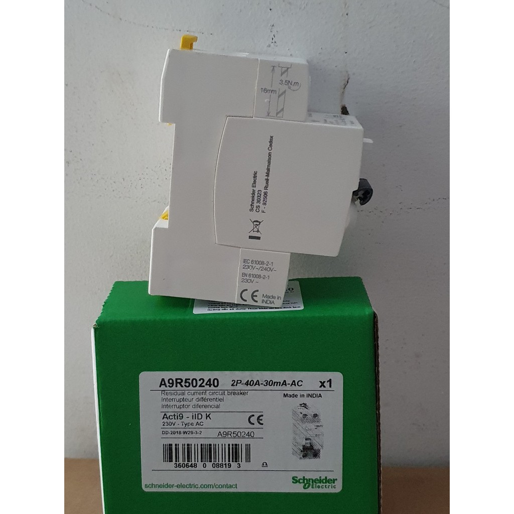 Cầu dao Schneider RCCB A9R50240(2P 40A 30mA)