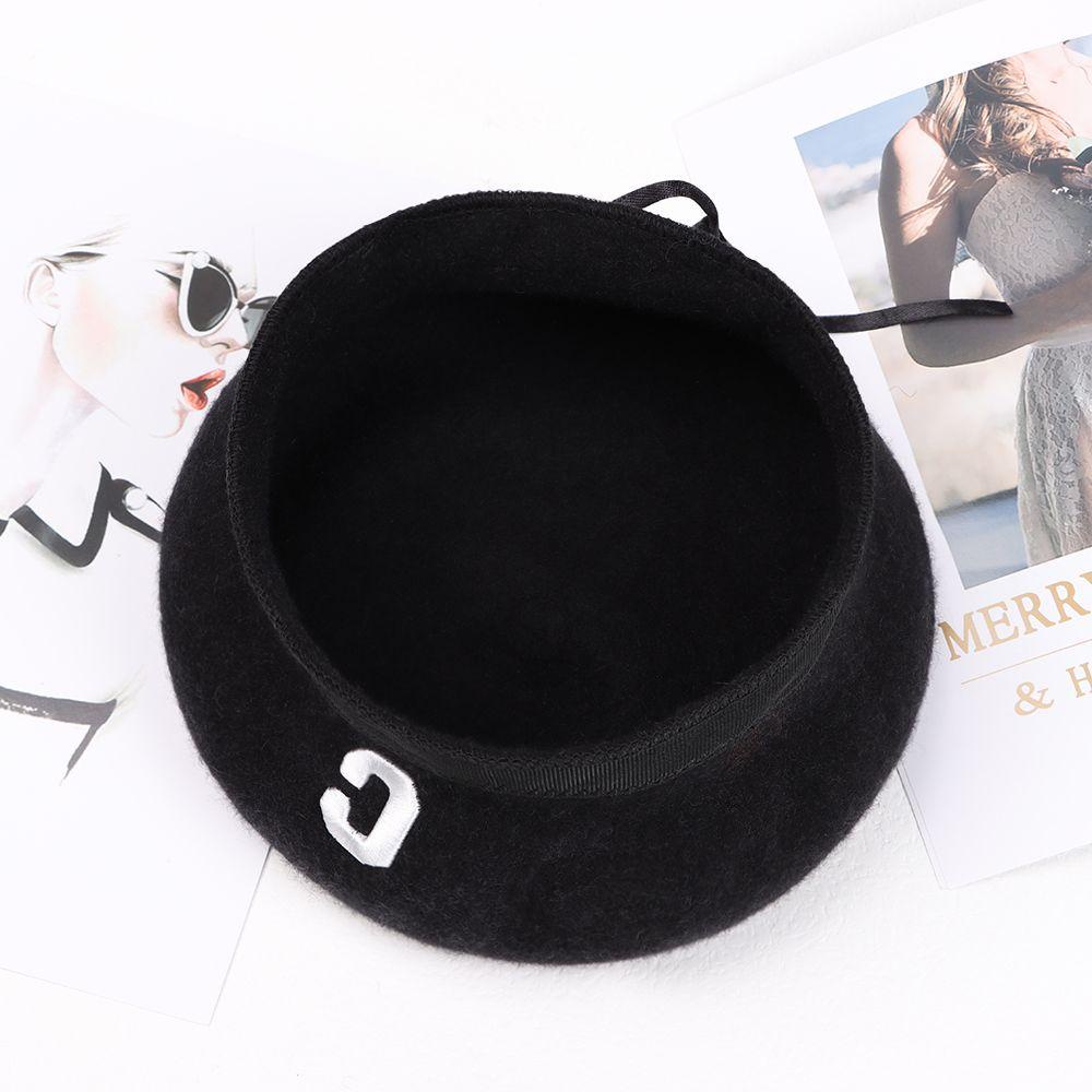 Mũ Beret Hoa Hồng Giữ Ấm Cho Mùa Thu