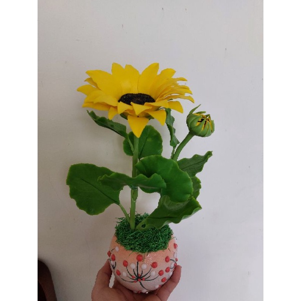 Chậu hoa hướng dương đất sét