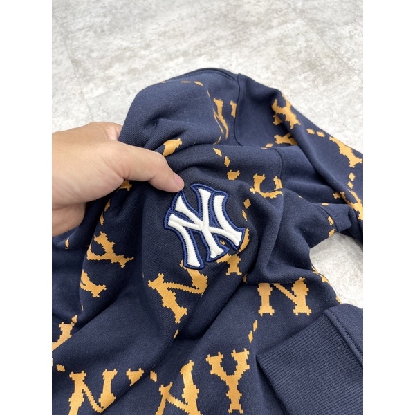 Áo Nỉ A2282 MLB NEW YORK YANKEES MONOGRAM SWEATER SHIRT