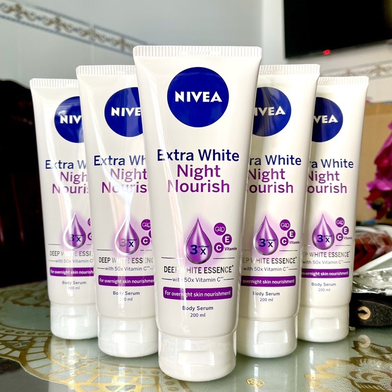 Tinh chất dưỡng thể dưỡng trắng Nivea ban đêm 200ml