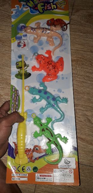 Sét đồ chơi câu ếch và cá sấu bằng nhựa