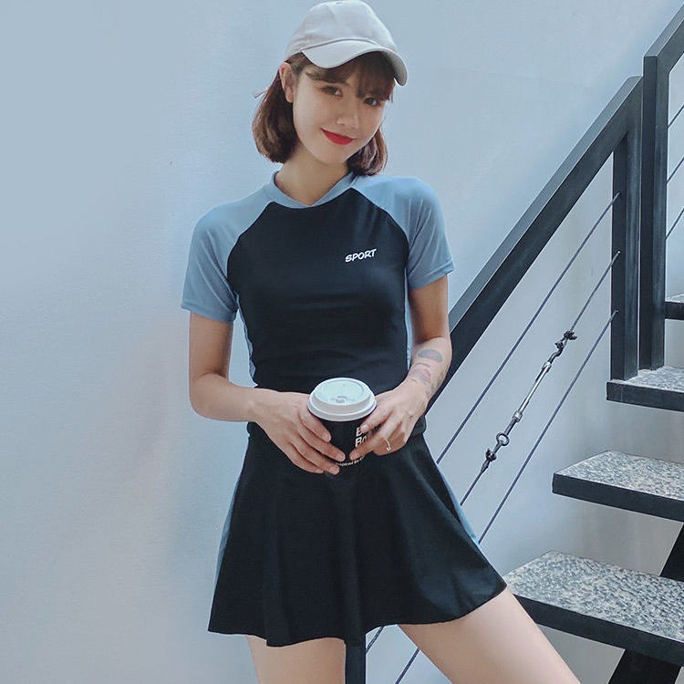 Bộ Đồ Bơi Thể Thao Kèm Áo Khoác Ngoài Thời Trang Cho Nữ | BigBuy360 - bigbuy360.vn