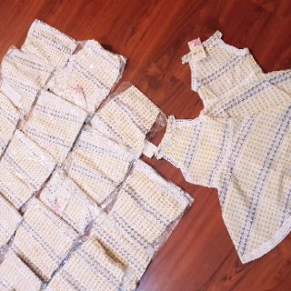 Váy yếm thô viền ren qc