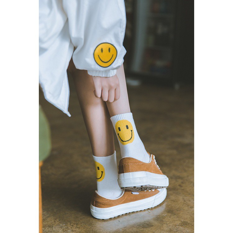 Tất nữ Hàn Quốc cổ cao họa tiết mặt cười chất liệu cotton cao cấp mềm mại thấm hút mồ hôi - T048