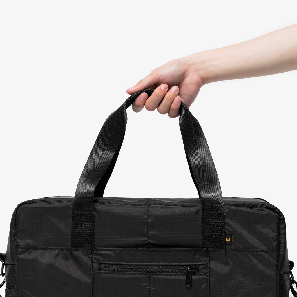 Túi xách du lịch nam nữ DIM Light Duffle Bag - Chất liệu chống thấm nước