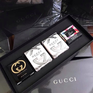 Set 4 chai nước hoa nữ mini