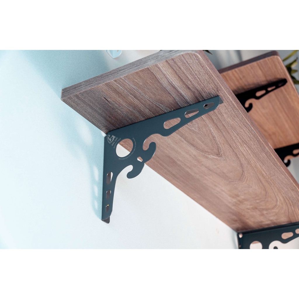 Giá hoa văn để kệ , eke chữ L sắt sơn tĩnh điện treo tường 25x30cm