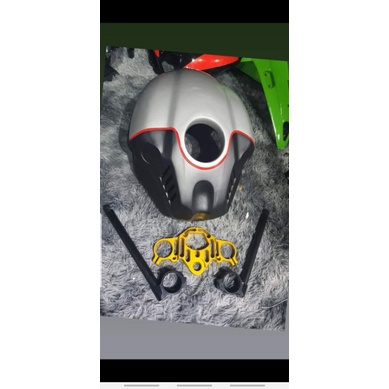 Chảng 3 trên CNC thuần sport kiểu R1 cho R15v3