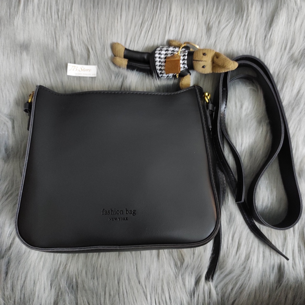 Túi đeo chéo, đeo vai  vuông basic  - Hàng loại 1 - TB.Store DC437 25x21x8