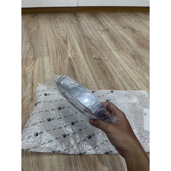 Viền đèn vespa Sprint zin màu crom