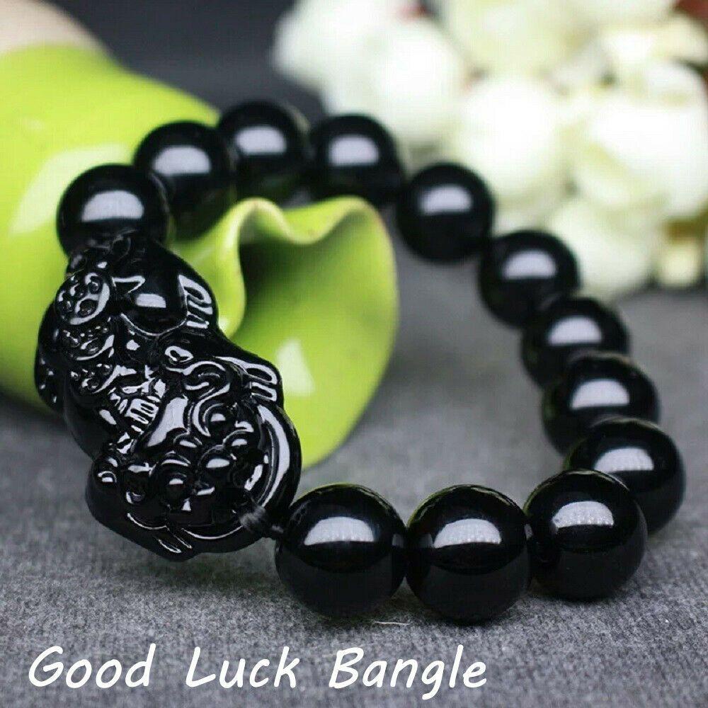 Vòng Tay Phong Thủy Màu Đen 10MM