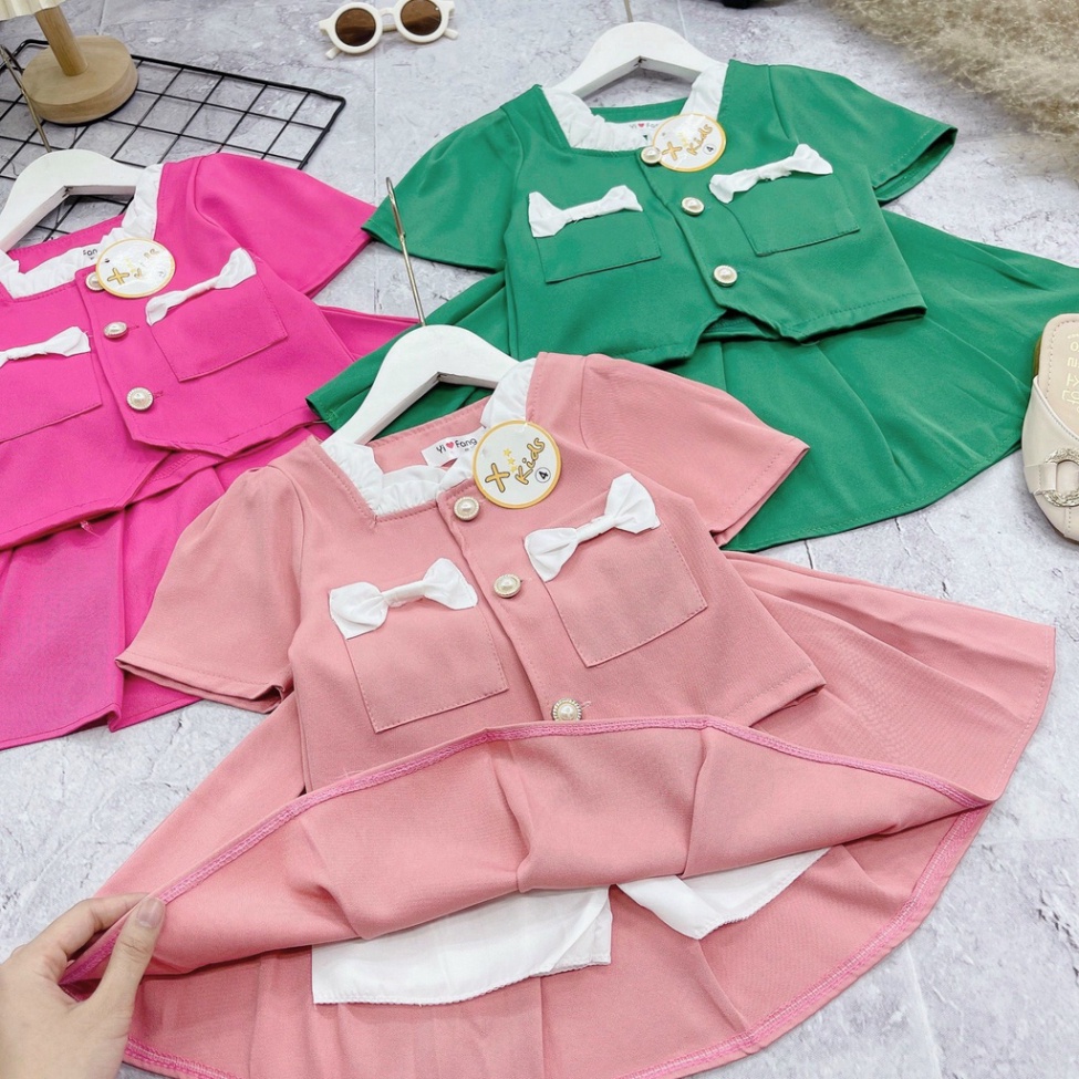 Sét váy dạ mềm bèo cổ thắt nơ ốp ngực và phần chân váy xếp ly liền quần 15-30kg