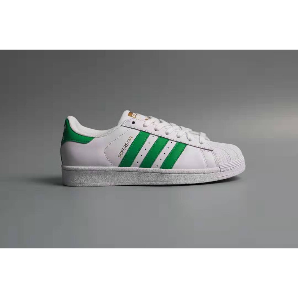 (Xả Hàng Đón 2020). Adidas Superstar Giày nam Giày nữ Giải trí Đầu vỏ Tiêu chuẩn vàng S81017
