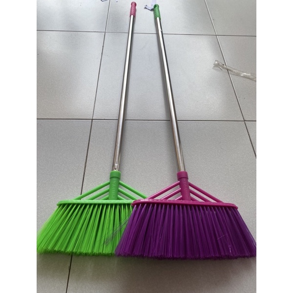 Chổi cưới quét nước , quét nhà cán inox hàng đẹp