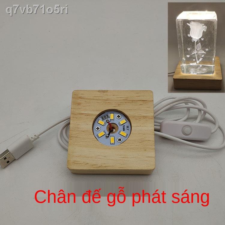 Sáng tạo hỗ trợ bằng gỗ dly đèn bàn LED đồ trang trí rắn bão bình ánh ban đêm pha lê bên trong chạm khắc dạ qua