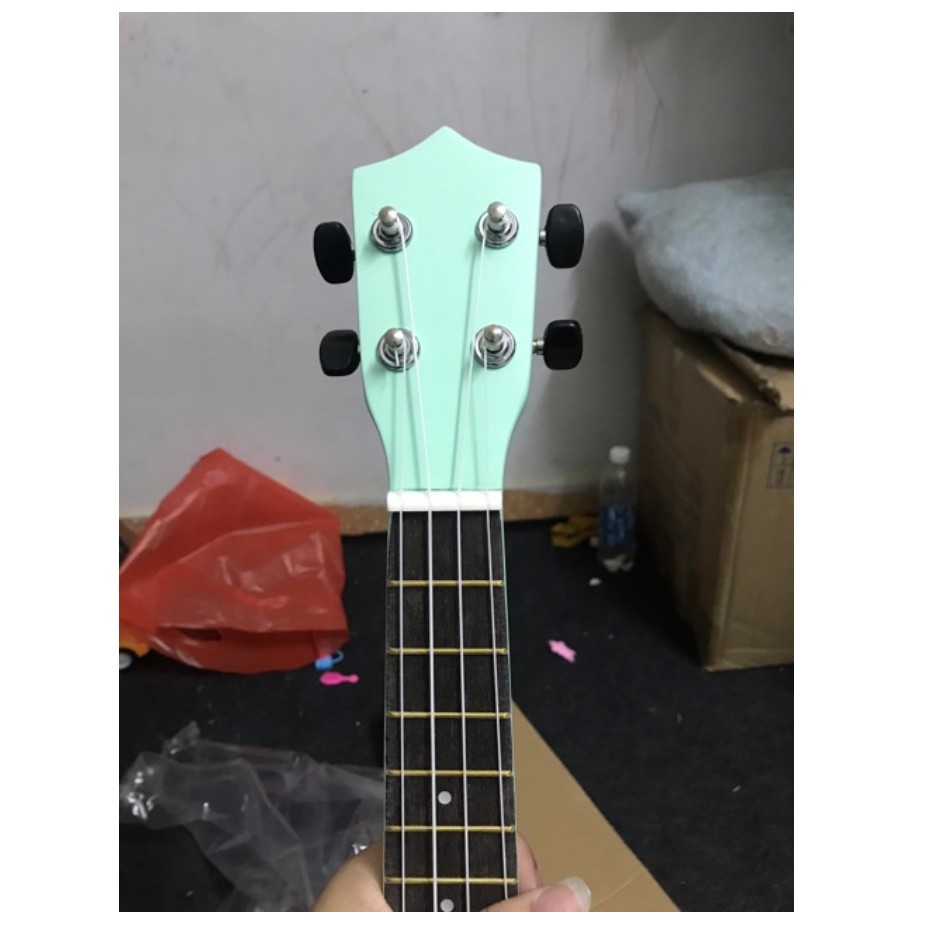 ĐÀN UKULELE SIZE SOPRANO VÀ CONCERT XANH NGỌC CỰC ĐỘC