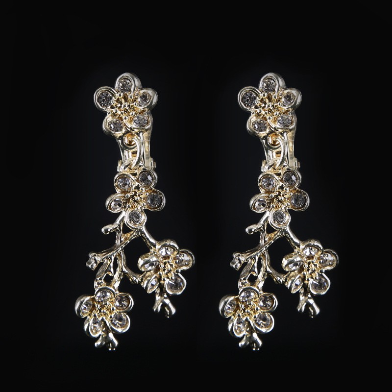 Bộ 1 vương niệm + 1 cặp khuyên tai cô dâu đính ngọc trai