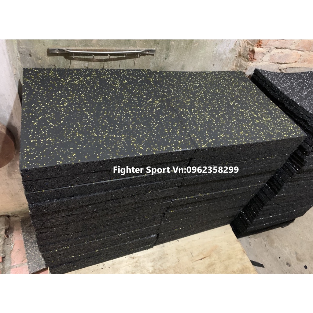 Sàn thảm cao su phòng Gym Boxing Fitness loại 50cm x 50cm x 5cm mặt thảm Epdm giá 1 viên nặng 10kg
