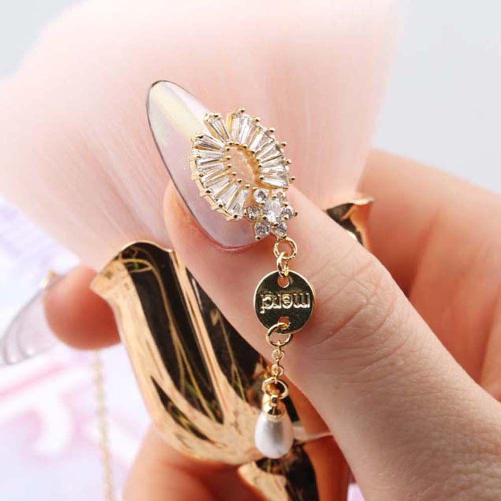 Hộp Phụ Kiện Trang Trí Móng Nghệ Thuật Hình Hoa 3D Lấp Lánh Xinh Xắn