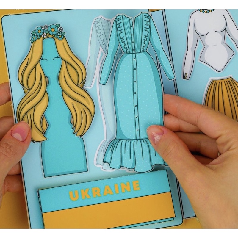 THAY ĐỒ CHO BÚP BÊ GIẤY