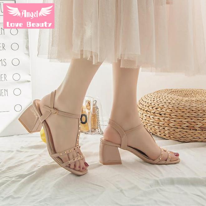Giày Sandal Cao Gót Dày Quai Ngang Thời Trang Mùa Hè Phong Cách Mới 2022 Cho Nữ