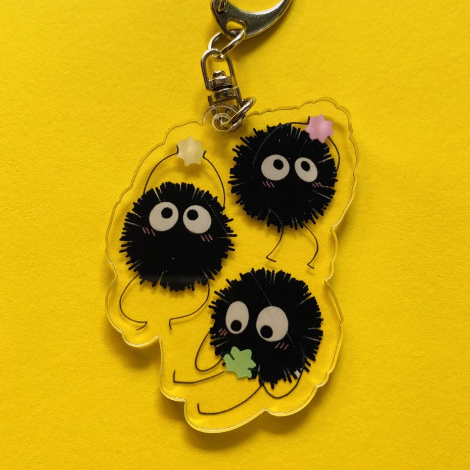 ( Mica trong acrylic ) Móc khóa in hình Susuwatari Bồ hóng Ghibli Spirited away anime chibi dễ thương quà tặng xinh xắn